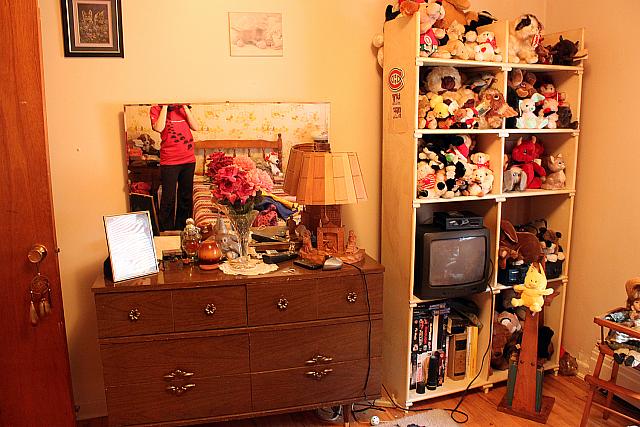 Smaller bedroom